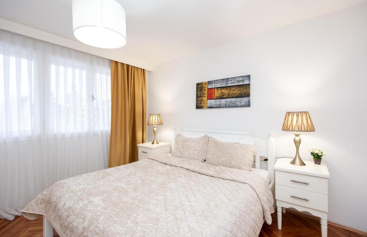 Villa Lubina Apartments SJJ Esterno foto